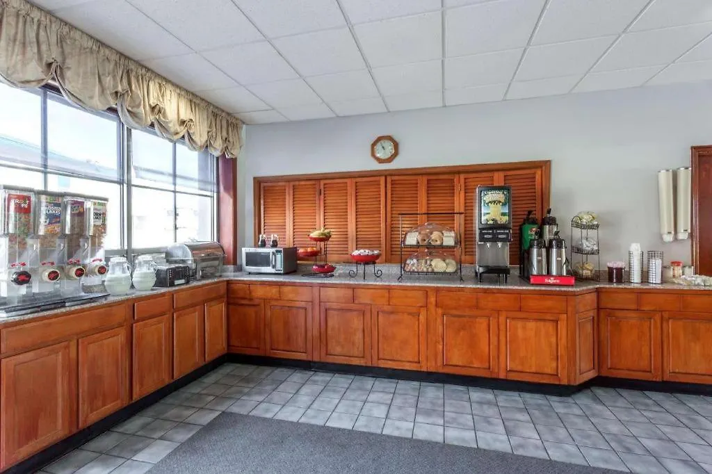 Ramada Limited Norfolk Hotel Greenwich